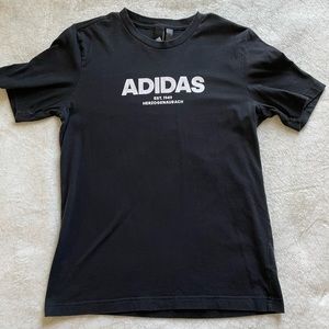 adidas graphic t-shirt